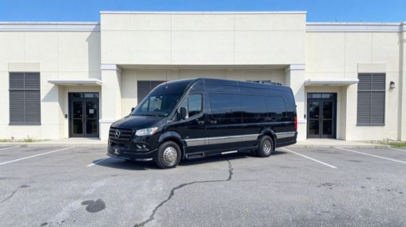 fargo 15 passenger sprinter van