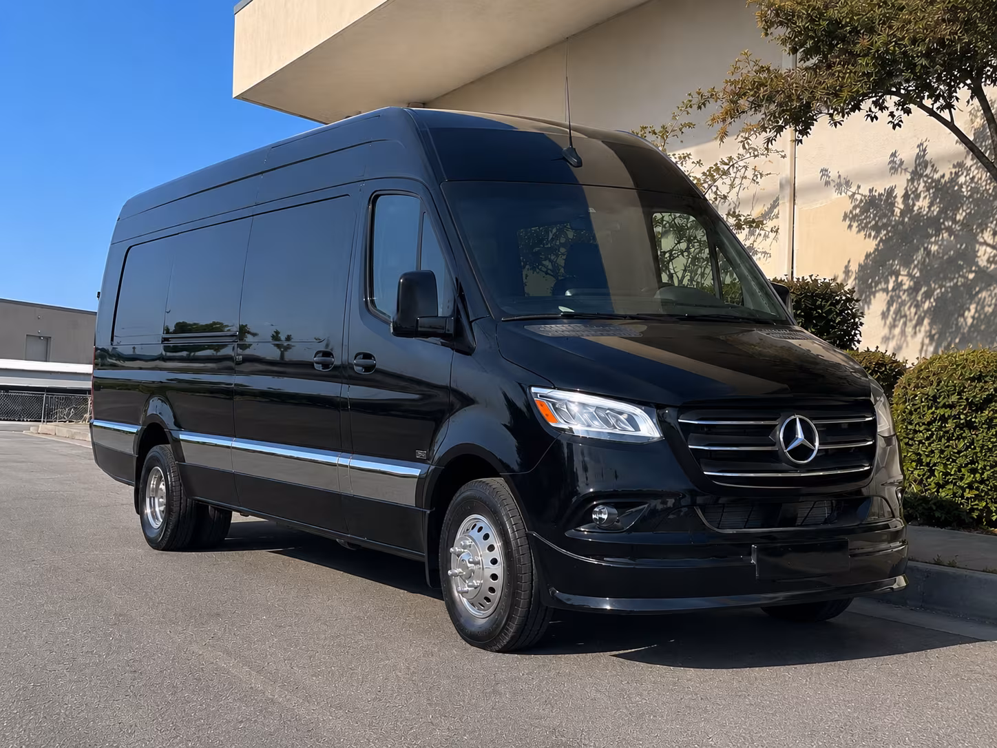 find the perfect transportation for your next private event 5