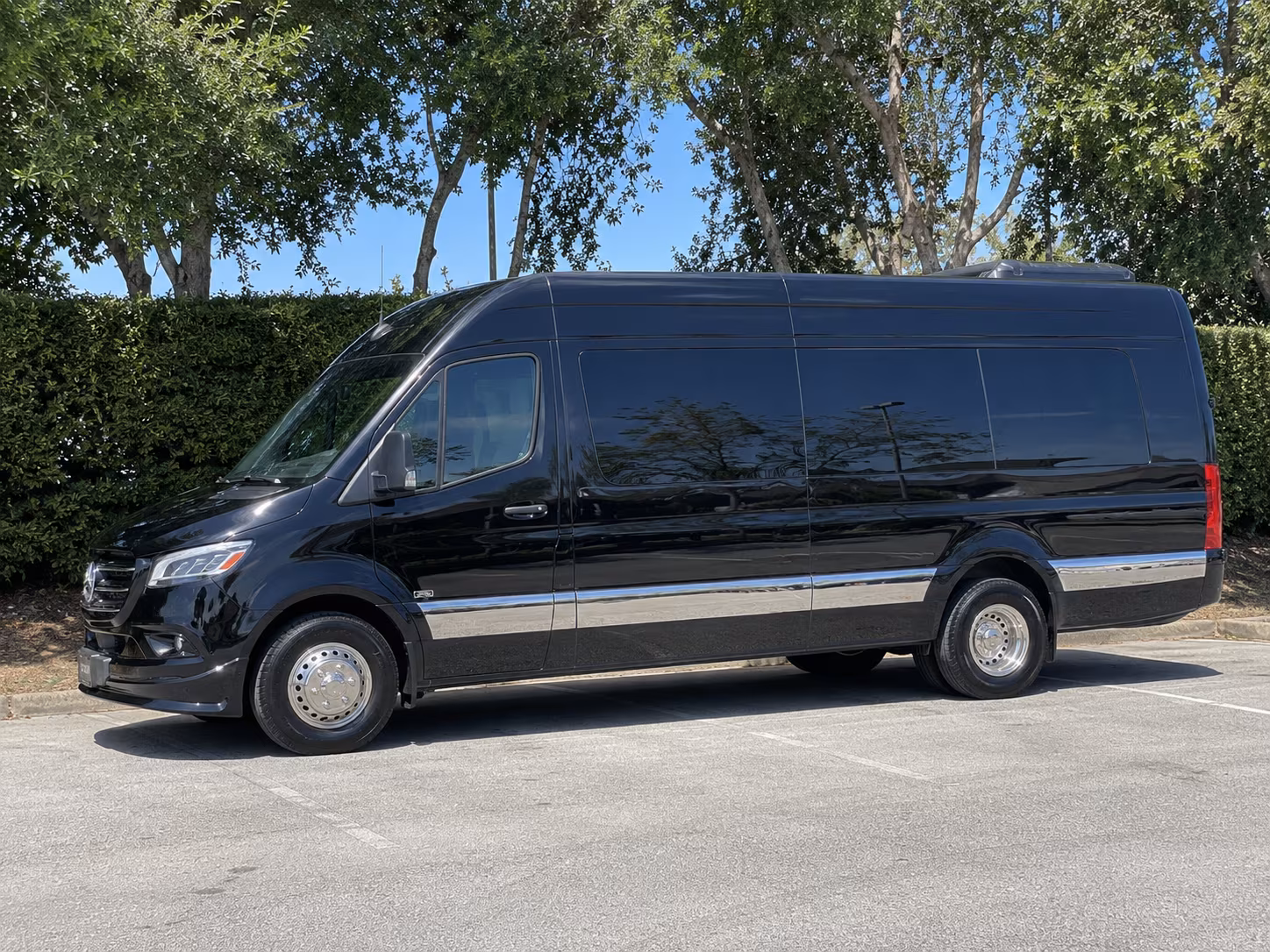 find the perfect transportation for your next wine tour 4